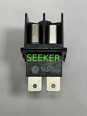 Le connecteur d'alimentation NOKIA FSMF 085420A.102