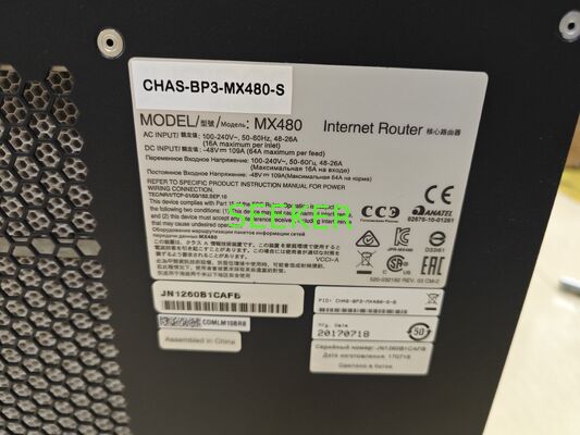 Le routeur est équipé d'un châssis de type JUNIPER CHAS-BP3-MX480.